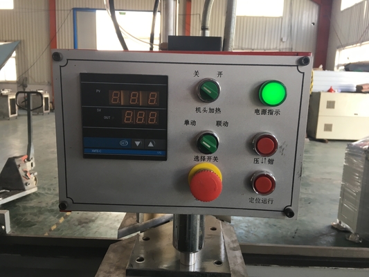Saldatrice capa della finestra del PVC della macchina della finestra di tre UPVC/macchina di fabbricazione fornitore